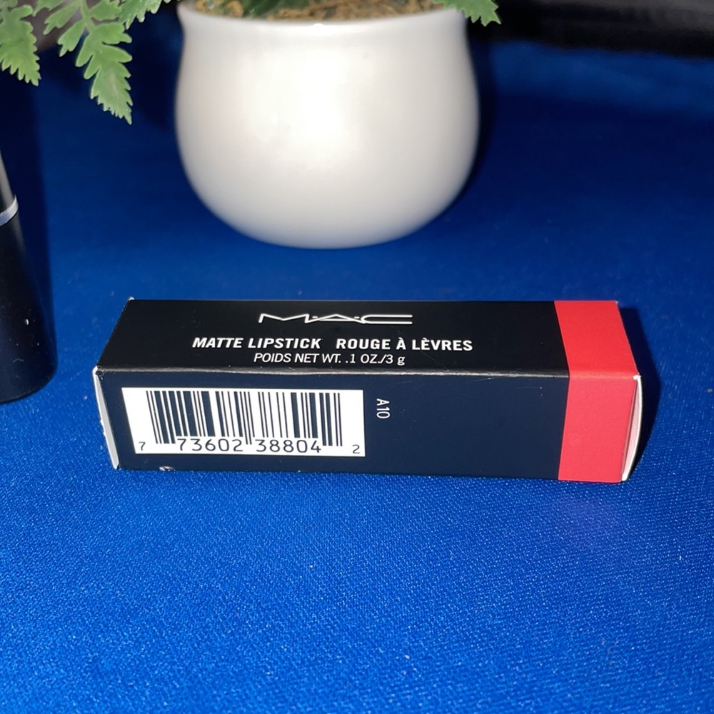 MAC Matte Lipstick 628 Tropic Tonic - Picture 4 of 4